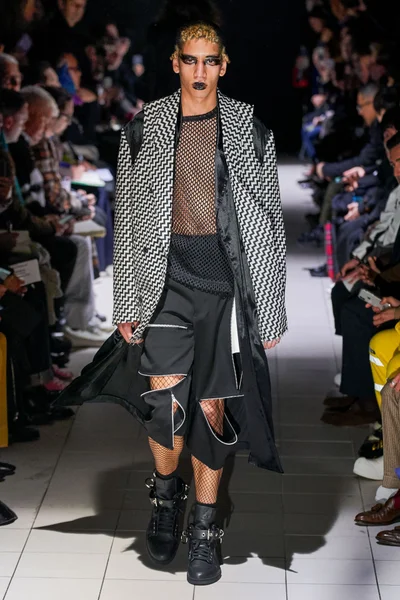 Look 5